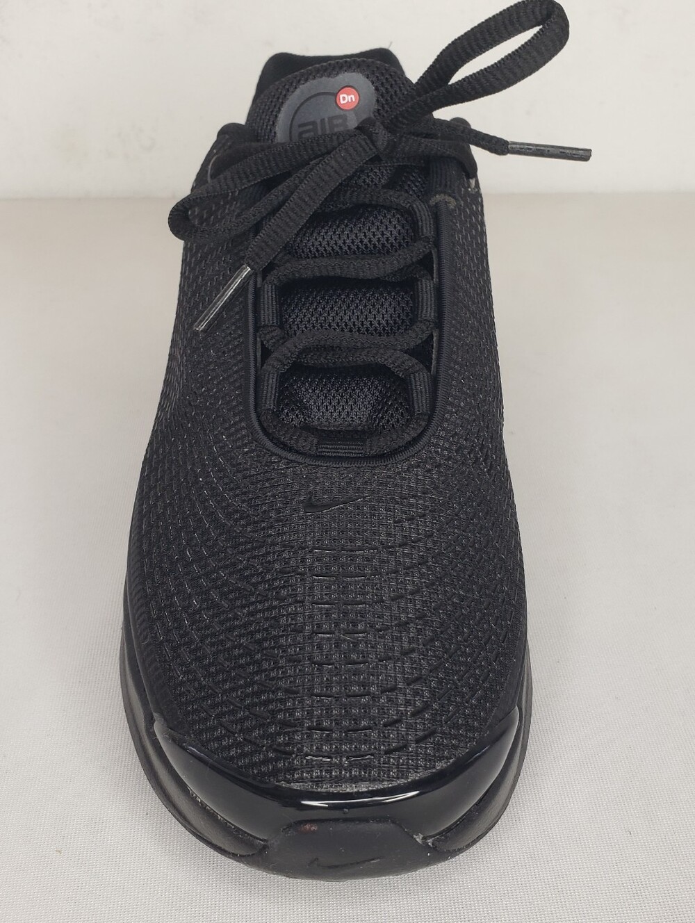Nike ONE RIGHT SHOE ONLY Kids Black Mesh Air-Cushion Sneakers REPLACEMENT - Picture 2 of 6
